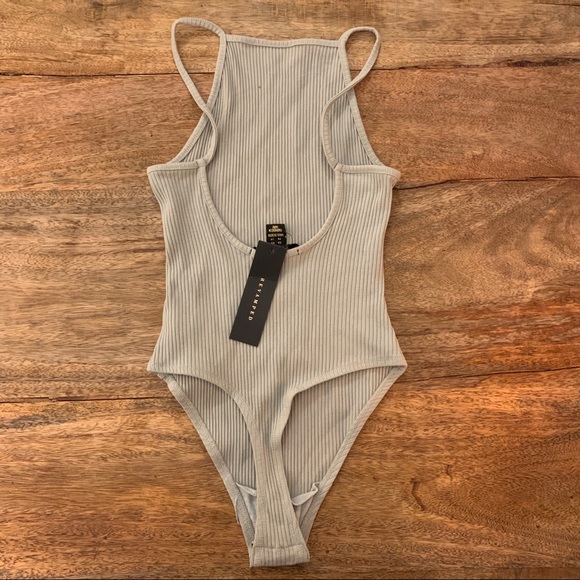 3/$30🌿 NWT Bodysuit - Light Mint Colour - S - Picture 2 of 4